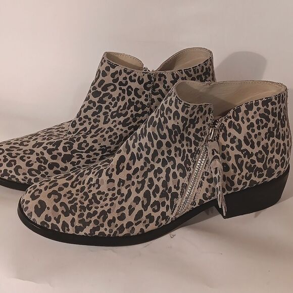 Dolce Vita Leopard Print Ankle Boots. Animal Print, Ankle Boots - Picture 2 of 13